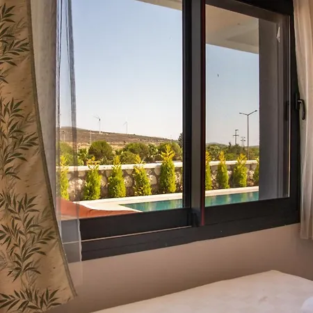 Villa Amazing With Private Pool In Cesme