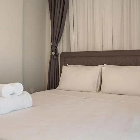 Amazing With Private Pool In Cesme